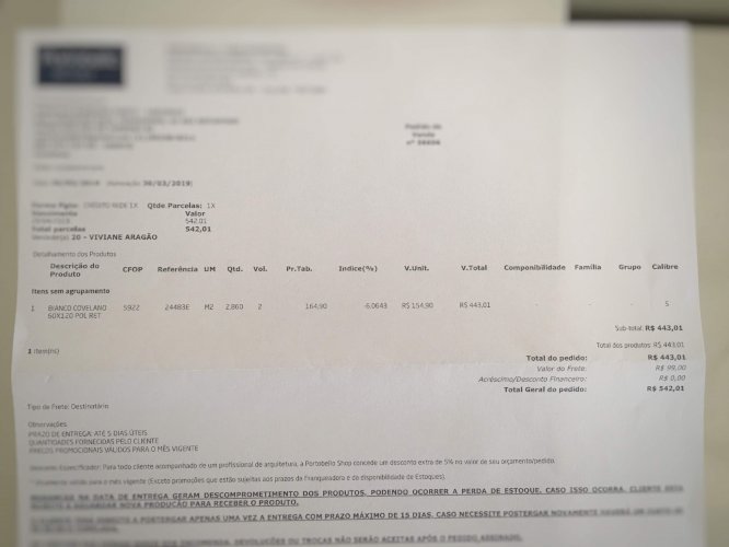 Bancada e pia esculpida em porcelanato Portobello