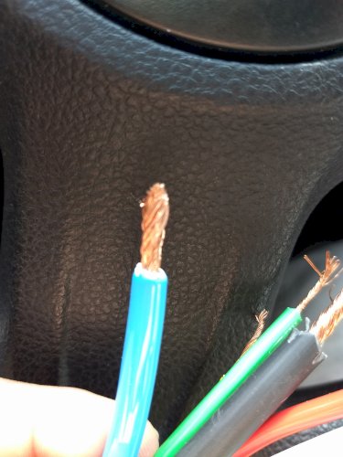 Cabo 10mm pela metade...