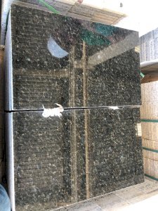 Piso Granito Verde Ubatuba 0,59cm x 0,365cm x 0,02cm - 14,428m²